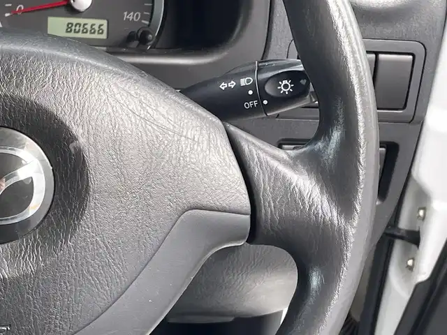 マツダ ＡＺ オフロード XC 埼玉県 2010(平22)年 8.1万km スペリアホワイト 社外ナビ/４ＷＤ/リモコンキー/ホワイトレタータイヤ