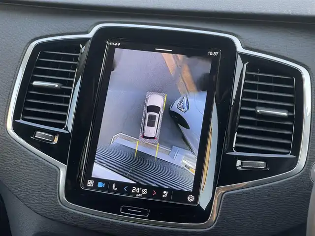 ボルボ ボルボ ＸＣ９０ プラスB5 AWD 山梨県 2022(令4)年 2.4万km シルバー Ｐサンルーフ　/Ｇｏｏｇｌｅナビ　/全周囲Ｃ　/カープレイ　/ＡＣＣ　/ＢＳＡ　/ＬＫＡ　/パイロットＡ　/黒革　/４Ｚシートヒーター　/Ｐシート　/ＬＥＤ　/ＡＨビーム　/デジタルインナーＭ　/Ｐバックドア　/保証書　/スペアＫ