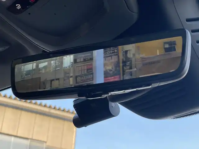 ボルボ ボルボ ＸＣ９０ プラスB5 AWD 山梨県 2022(令4)年 2.4万km シルバー Ｐサンルーフ　/Ｇｏｏｇｌｅナビ　/全周囲Ｃ　/カープレイ　/ＡＣＣ　/ＢＳＡ　/ＬＫＡ　/パイロットＡ　/黒革　/４Ｚシートヒーター　/Ｐシート　/ＬＥＤ　/ＡＨビーム　/デジタルインナーＭ　/Ｐバックドア　/保証書　/スペアＫ