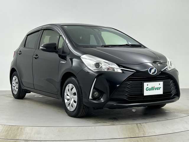 トヨタ ヴィッツ ハイブリッド F 奈良県 2017(平29)年 3.5万km ブラックマイカ SDナビ/AVIC-RW901/Bluetooth フルセグTV CD DVD iPod/バックカメラ/レーンキープアシスト/オートハイビーム/ドラレコ/ETC/スマートキー/純正フロアマット