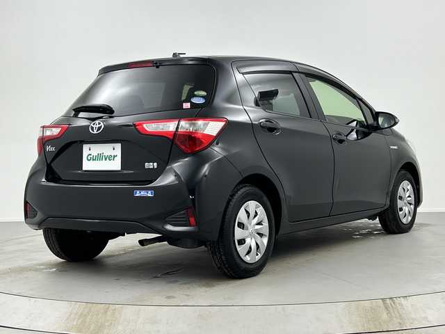 トヨタ ヴィッツ ハイブリッド F 奈良県 2017(平29)年 3.5万km ブラックマイカ SDナビ/AVIC-RW901/Bluetooth フルセグTV CD DVD iPod/バックカメラ/レーンキープアシスト/オートハイビーム/ドラレコ/ETC/スマートキー/純正フロアマット