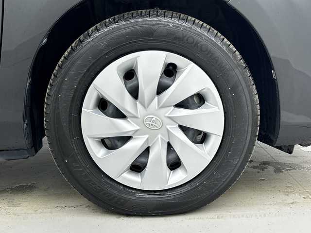 トヨタ ヴィッツ ハイブリッド F 奈良県 2017(平29)年 3.5万km ブラックマイカ SDナビ/AVIC-RW901/Bluetooth フルセグTV CD DVD iPod/バックカメラ/レーンキープアシスト/オートハイビーム/ドラレコ/ETC/スマートキー/純正フロアマット