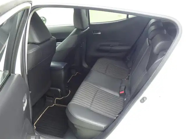 トヨタ アクア Z 千葉県 2021(令3)年 1.2万km プラチナホワイトパールマイカ Toyota Safety Sense/・プリクラッシュセーフティ/・レーンディパーチャーアラート/・オートハイビーム/・レーダークルーズコントロール/・ブラインドスポットモニター/アドバンスドパーク/ヘッドアップディスプレイ/アイドリングストップ/純正コネクティッドナビ/地デジTV/【Bluetooth接続】/パノラミックビューモニター/ドライブレコーダー（前後撮影）/運転席パワーシート/ハーフレザーシート/前席シートヒーター/ステアリングヒーター/ステアリングスイッチ/革巻きステアリング/ETC（2.0）/LEDヘッドライト/ウインカーミラー/モデリスタ15インチアルミホイル/サイド/カーテンエアバッグ/スマートキー