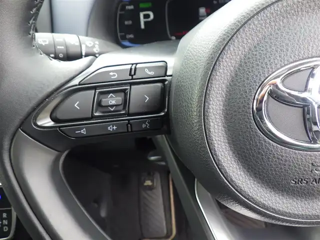 トヨタ アクア Z 千葉県 2021(令3)年 1.2万km プラチナホワイトパールマイカ Toyota Safety Sense/・プリクラッシュセーフティ/・レーンディパーチャーアラート/・オートハイビーム/・レーダークルーズコントロール/・ブラインドスポットモニター/アドバンスドパーク/ヘッドアップディスプレイ/アイドリングストップ/純正コネクティッドナビ/地デジTV/【Bluetooth接続】/パノラミックビューモニター/ドライブレコーダー（前後撮影）/運転席パワーシート/ハーフレザーシート/前席シートヒーター/ステアリングヒーター/ステアリングスイッチ/革巻きステアリング/ETC（2.0）/LEDヘッドライト/ウインカーミラー/モデリスタ15インチアルミホイル/サイド/カーテンエアバッグ/スマートキー