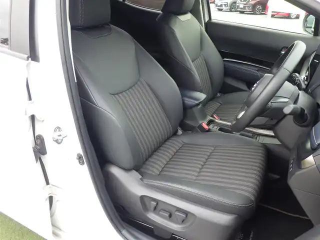 トヨタ アクア Z 千葉県 2021(令3)年 1.2万km プラチナホワイトパールマイカ Toyota Safety Sense/・プリクラッシュセーフティ/・レーンディパーチャーアラート/・オートハイビーム/・レーダークルーズコントロール/・ブラインドスポットモニター/アドバンスドパーク/ヘッドアップディスプレイ/アイドリングストップ/純正コネクティッドナビ/地デジTV/【Bluetooth接続】/パノラミックビューモニター/ドライブレコーダー（前後撮影）/運転席パワーシート/ハーフレザーシート/前席シートヒーター/ステアリングヒーター/ステアリングスイッチ/革巻きステアリング/ETC（2.0）/LEDヘッドライト/ウインカーミラー/モデリスタ15インチアルミホイル/サイド/カーテンエアバッグ/スマートキー