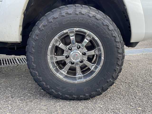 トヨタ ハイラックス サーフ SSR－G 新潟県 2003(平15)年 18.5万km ホワイトパールクリスタルシャイン 4WD/ディスプレイオーディオ/BT/ETC/サンルーフ/革調シートカバー/リモコンキー /LEDヘッドライト/オートライト/フォグランプ/社外16インチアルミホイール