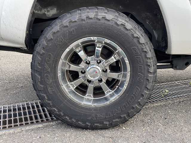 トヨタ ハイラックス サーフ SSR－G 新潟県 2003(平15)年 18.5万km ホワイトパールクリスタルシャイン 4WD/ディスプレイオーディオ/BT/ETC/サンルーフ/革調シートカバー/リモコンキー /LEDヘッドライト/オートライト/フォグランプ/社外16インチアルミホイール