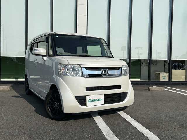 ホンダ Ｎ ＢＯＸ スラッシュ G Aパッケージ 岐阜県 2015(平27)年 8.6万km プレミアムホワイトパールⅡ 登録時走行距離85478km/純正7V型ＳＤナビ　/ワンセグテレビ　/バックモニター　/Ｂｌｕｅｔｏｏｔｈ/ＣＤ／ＤＶＤ/ＳＤミュージックサーバー/スマートキー　/スペアキー１本　/プッシュスタート　/パワーステアリング/パワーウィンドウ/エアコンAAC/ベンチシート/フルフラットシート/純正フロアマット/社外14アルミホイール/ABS/横滑り防止装置/オートライト/キセノンヘッドライト/エアバッグW＋サイド/衝突被害軽減システム