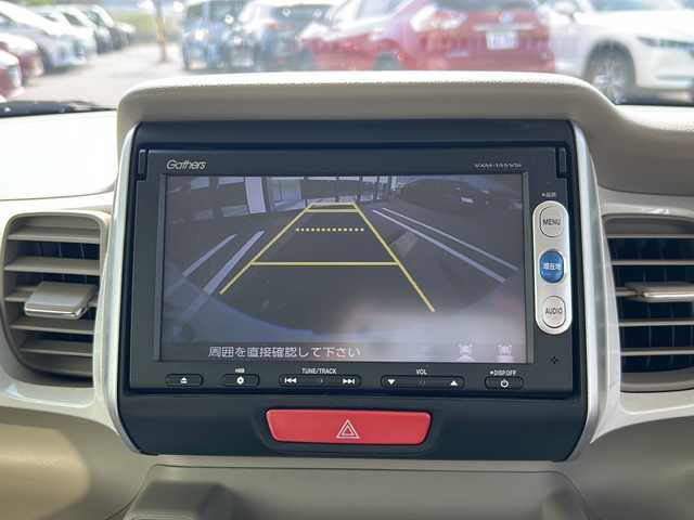 ホンダ Ｎ ＢＯＸ スラッシュ G Aパッケージ 岐阜県 2015(平27)年 8.6万km プレミアムホワイトパールⅡ 登録時走行距離85478km/純正7V型ＳＤナビ　/ワンセグテレビ　/バックモニター　/Ｂｌｕｅｔｏｏｔｈ/ＣＤ／ＤＶＤ/ＳＤミュージックサーバー/スマートキー　/スペアキー１本　/プッシュスタート　/パワーステアリング/パワーウィンドウ/エアコンAAC/ベンチシート/フルフラットシート/純正フロアマット/社外14アルミホイール/ABS/横滑り防止装置/オートライト/キセノンヘッドライト/エアバッグW＋サイド/衝突被害軽減システム