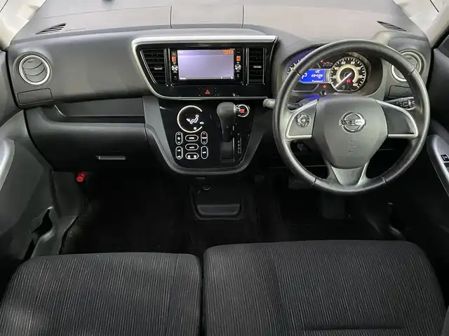 日産 デイズ ルークス ハイウェイスターターボ 東京都 2015(平27)年 9.5万km クールシルバー (株)IDOMが運営する【じしゃロン昭島店】の自社ローン対象車両になります。こちらは現金ご利用時の価格です。自社ローンご希望の方は別途その旨お申付け下さい。						/純正ナビ/全方向カメラ/エンジンスタートボタン/両側パワースライドドア/ドライブレコーダー/ETC/スマートキー