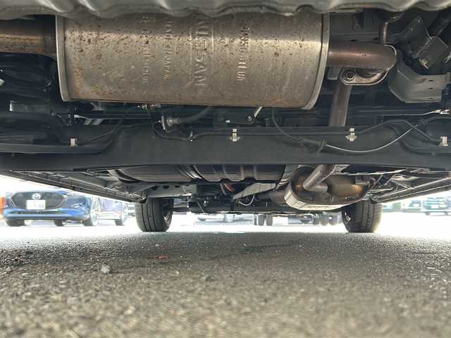 日産 セレナ 京都府 2021(令3)年 6.9万km ダイヤモンドブラック 両側電動ドア　/純正ナビ　/全周囲カメラ　/ブラインドスポットモニター　/衝突被害軽減システム　/レーダークルーズ　/ドラレコ　/コーナーセンサー　/スマートキー/ＬＥＤヘッドライト　/フォグランプ