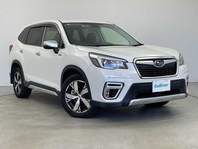 スバル フォレスター ハイブリッド アドバンス 新潟県 2019(令1)年 4.6万km クリスタルホワイトP アイサイトVer3/純正ナビ【CN-LR840D】/・フルセグ/・Bluetooth/・HDMI/全方位モニター/スマートキー/プッシュスタート/4WD/レーダークルーズ/サンルーフ/パワーバックドア/ETC/デジタルインナーミラー/純正ドライブレコーダー/ハーフレザーシート /前席シートヒーター/前席パワーシート/メモリーシート/ハンドルヒーター/純正18AW/LEDヘッドライト/オートライト/W＆サイドエアバック /カーテンエアバック