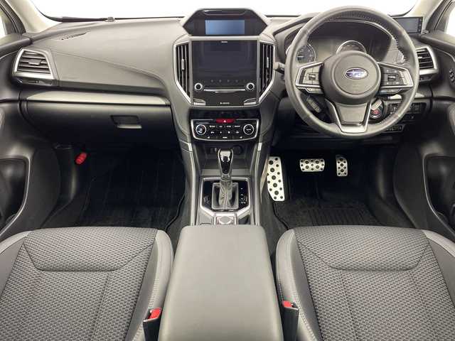 スバル フォレスター ハイブリッド アドバンス 新潟県 2019(令1)年 4.6万km クリスタルホワイトP アイサイトVer3/純正ナビ【CN-LR840D】/・フルセグ/・Bluetooth/・HDMI/全方位モニター/スマートキー/プッシュスタート/4WD/レーダークルーズ/サンルーフ/パワーバックドア/ETC/デジタルインナーミラー/純正ドライブレコーダー/ハーフレザーシート /前席シートヒーター/前席パワーシート/メモリーシート/ハンドルヒーター/純正18AW/LEDヘッドライト/オートライト/W＆サイドエアバック /カーテンエアバック