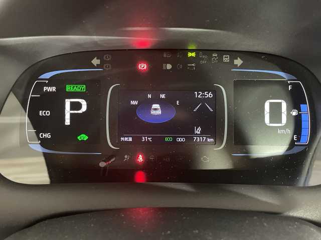 トヨタ アクア G 福岡県 2025(令7)年 0.8万km ブラックマイカ 純正ディスプレイオーディオ/衝突軽減ブレーキ/オートハイビーム/バックカメラ/プッシュスタート/ETC/純正フロアマット/AC100V/レーダークルーズコントロール