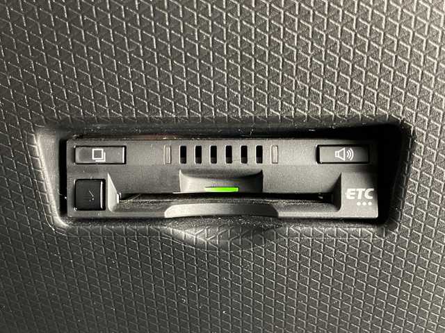 ダイハツ タント カスタム RS 千葉県 2022(令4)年 1.2万km ブラックマイカメタリック/シャイニングホワイトパール スマートアシスト/純正SDナビ/フルセグ/Bluetooth/CD/DVD/バックカメラ/全方位モニター/両側電動スライドドア/スマートキー/プッシュスタート/ビルトインETC/純正ドライブレコーダー/ハーフレザーシート/前席シートヒーター/純正AW/LEDヘッドライト/オートライト/W&サイドエアバック/カーテンエアバック/シートバックテーブル/ロールサンシェード