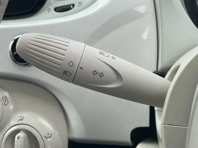 フィアット ５００ 1．2 ポップ 滋賀県 2020(令2)年 3万km 白 純正ディスプレイオーディオ/Bluetooth/キーレス/アイドリングストップ/ETC/保証書/取扱説明書/スペアキー