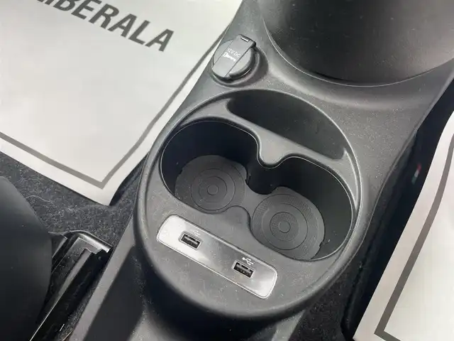 フィアット ５００ 1．2 ポップ 滋賀県 2020(令2)年 3万km 白 純正ディスプレイオーディオ/Bluetooth/キーレス/アイドリングストップ/ETC/保証書/取扱説明書/スペアキー