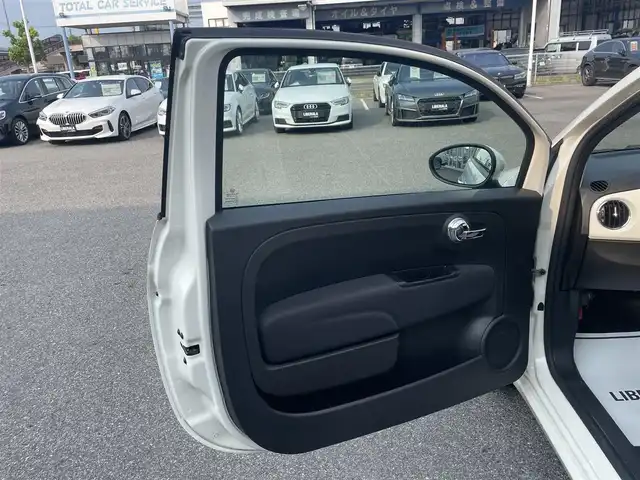 フィアット ５００ 1．2 ポップ 滋賀県 2020(令2)年 3万km 白 純正ディスプレイオーディオ/Bluetooth/キーレス/アイドリングストップ/ETC/保証書/取扱説明書/スペアキー