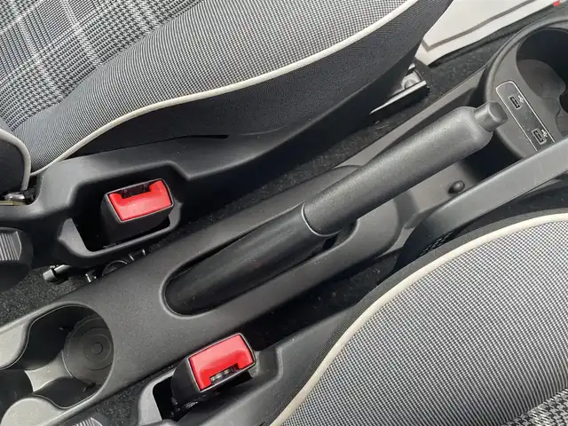 フィアット ５００ 1．2 ポップ 滋賀県 2020(令2)年 3万km 白 純正ディスプレイオーディオ/Bluetooth/キーレス/アイドリングストップ/ETC/保証書/取扱説明書/スペアキー