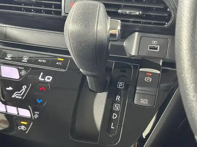 日産 デイズ HWS X アーバンクロム プロパイロットED 佐賀県 2025(令7)年 0.4万km ブラック 純正ナビ/AM/FM/Bluetooth/HDMI//ドライブレコーダー/フルセグTV/プロパイロット/アラウンドビューモニター/ドライブレコーダー/エマージェンシーブレーキ/ＬＥＤヘッドライト/アイドリングストップ/スマートキー/サイドカーテンエアバッグ/オートライト/オートマチックハイビーム/14インチ純正AW/車線逸脱警報/クリアランスソナー