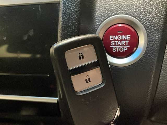 ホンダ フィット 13G FパックコンフォートED 新潟県 2016(平28)年 11.4万km プレミアムディープモカパール バックビューモニター/社外ナビゲーションシステム/・CD/DVD/TV/BT/ETC/シートヒーター/ABS/TCS/VDC/ブレーキアシスト