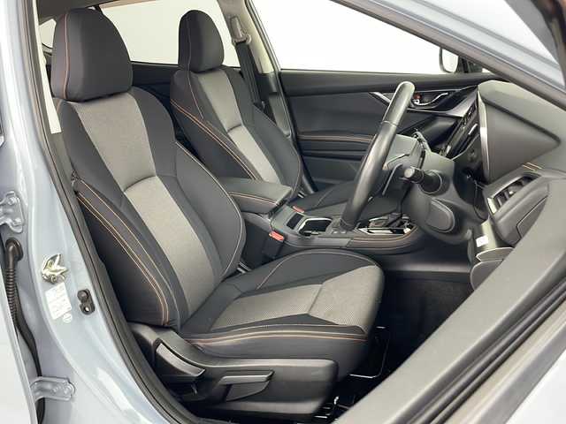 スバル インプレッサ ＸＶ 2．0i－L アイサイト 道央・札幌 2019(平31)年 4.3万km クールグレーカーキ ・4WD/・社外ナビ/　CD/DVD/BT/・フルセグTV/・バックカメラ/・サイドカメラ/・衝突軽減ブレーキ/・レーダクルーズコントロール/・レーンキープアシスト/・ブラインドスポットモニター/・オートライト/・LEDヘッドライト/・パドルシフト/・ミラーヒーラー/・ETC/・純正フロアマット/・17インチ純正アルミホイール