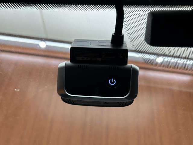 ＢＭＷ ＢＭＷ １１８ｄ プレイ 千葉県 2020(令2)年 3.6万km サファイアブラックP ナビ　/Ｂカメラ　/Ｂｌｕｅｔｏｏｔｈ接続　/ＯＰ１７インチＡＷ　/パーキングアシスト　/コンフォートアクセス　/ＬＥＤヘッドライト　/オートハイビーム　/衝突軽減Ｂ　/ＢＳＭ　/ＬＫＡ　/ワンオーナー　/ドラレコ