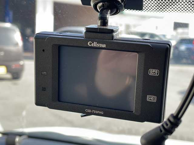 トヨタ シエンタ G 長野県 2019(令1)年 6.3万km ホワイトパールクリスタルシャイン トヨタセーフティセンス/純正メモリナビフルセグTV/バックカメラ/両側パワースライドドア/プッシュスタート/クルーズコントロール/レーンキープアシスト/純正フロアマット/保証書