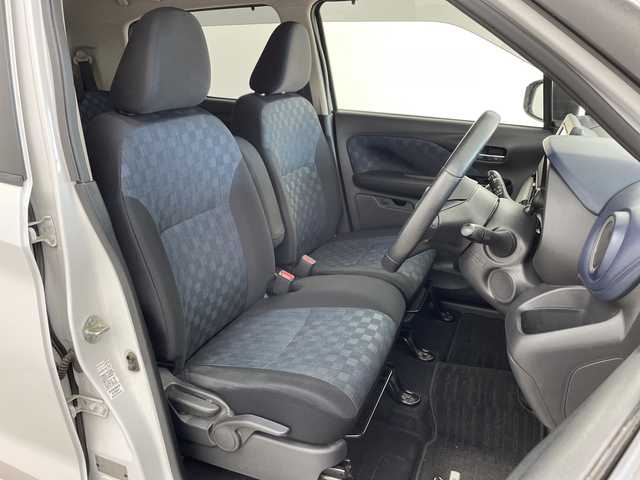 日産 デイズ ハイウェイスターG ターボ 兵庫県 2020(令2)年 6.4万km ホワイトパール ・エマージェンシーブレーキ/・車線逸脱警報/・オートハイビーム/・標識認識機能/・前後コーナーセンサー/・ふらつき警報/・純正ナビ＆フルセグ＆BT＆CD＆AUX/・全方位カメラ/・スマートキー/・プッシュスタート/・LEDヘッドライト/・フォグ/・オートライト/・フロアマット/・ステアリングスイッチ/・電動格納ミラー/・アイドリングストップ/・横滑り防止装置