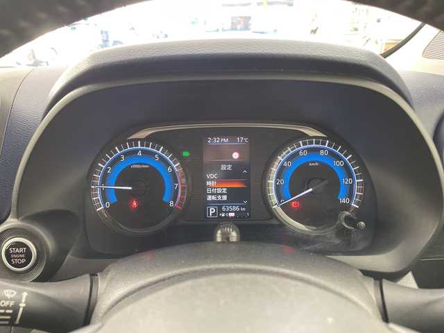 日産 デイズ ハイウェイスターG ターボ 兵庫県 2020(令2)年 6.4万km ホワイトパール ・エマージェンシーブレーキ/・車線逸脱警報/・オートハイビーム/・標識認識機能/・前後コーナーセンサー/・ふらつき警報/・純正ナビ＆フルセグ＆BT＆CD＆AUX/・全方位カメラ/・スマートキー/・プッシュスタート/・LEDヘッドライト/・フォグ/・オートライト/・フロアマット/・ステアリングスイッチ/・電動格納ミラー/・アイドリングストップ/・横滑り防止装置