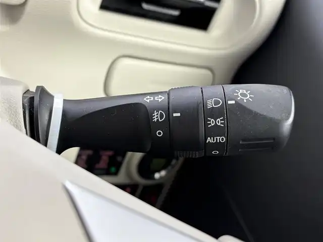 ダイハツ ムーヴ キャンバス X LTD SA Ⅱ 愛知県 2016(平28)年 5.4万km パールホワイトⅢ/ファインミントメタリック 2トーン 純正7インチナビ/（TV/AM/FM/CD/AUX）/バックカメラ/両側パワースライドドア/純正フロアマット/社外AW/オートライト/プッシュスタート/スマートキー/スペアキー/ドアバイザー/ベンチシート/ステアリングリモコン/電動格納見ミラー