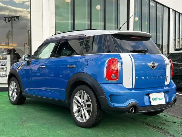 ＭＩＮＩ ミニ クロスオーバー クーパー S 長崎県 2014(平26)年 2.6万km トゥルーブルーM /社外ナビ/（ＡＭ/ＦＭ/CD/DVD/Bluetooth/フルセグTV）//オートライト//スマートキー×２/プッシュスタート//LEDヘッドライト//オートライト//純正フロアマット//盗難防止装置//純正１７インチアルミホイール//社外フロアマット//バックカメラ(モニターにうつらず)