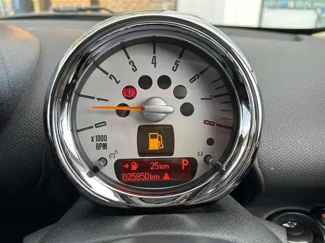 ＭＩＮＩ ミニ クロスオーバー クーパー S 長崎県 2014(平26)年 2.6万km トゥルーブルーM /社外ナビ/（ＡＭ/ＦＭ/CD/DVD/Bluetooth/フルセグTV）//オートライト//スマートキー×２/プッシュスタート//LEDヘッドライト//オートライト//純正フロアマット//盗難防止装置//純正１７インチアルミホイール//社外フロアマット//バックカメラ(モニターにうつらず)