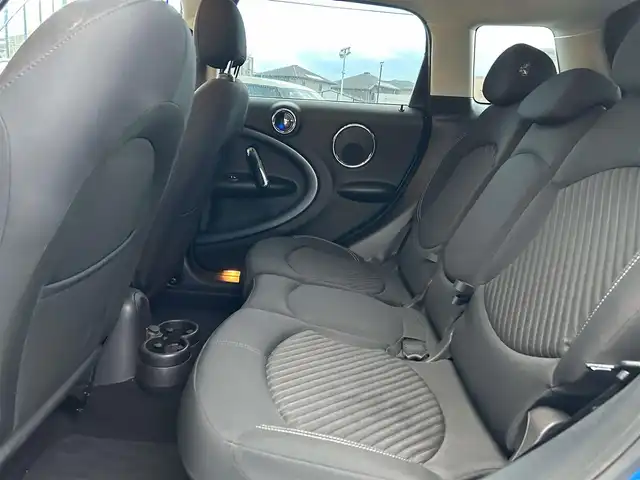 ＭＩＮＩ ミニ クロスオーバー クーパー S 長崎県 2014(平26)年 2.6万km トゥルーブルーM /社外ナビ/（ＡＭ/ＦＭ/CD/DVD/Bluetooth/フルセグTV）//オートライト//スマートキー×２/プッシュスタート//LEDヘッドライト//オートライト//純正フロアマット//盗難防止装置//純正１７インチアルミホイール//社外フロアマット//バックカメラ(モニターにうつらず)