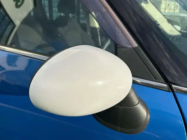 ＭＩＮＩ ミニ クロスオーバー クーパー S 長崎県 2014(平26)年 2.6万km トゥルーブルーM /社外ナビ/（ＡＭ/ＦＭ/CD/DVD/Bluetooth/フルセグTV）//オートライト//スマートキー×２/プッシュスタート//LEDヘッドライト//オートライト//純正フロアマット//盗難防止装置//純正１７インチアルミホイール//社外フロアマット//バックカメラ(モニターにうつらず)