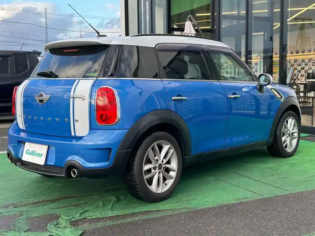 ＭＩＮＩ ミニ クロスオーバー クーパー S 長崎県 2014(平26)年 2.6万km トゥルーブルーM /社外ナビ/（ＡＭ/ＦＭ/CD/DVD/Bluetooth/フルセグTV）//オートライト//スマートキー×２/プッシュスタート//LEDヘッドライト//オートライト//純正フロアマット//盗難防止装置//純正１７インチアルミホイール//社外フロアマット//バックカメラ(モニターにうつらず)