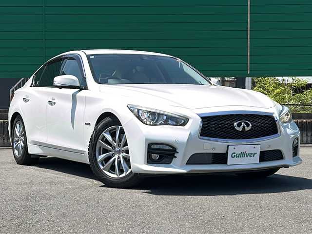 日産 スカイライン ハイブリッド 350GT Type P 茨城県 2014(平26)年 3.8万km クリスタルホワイトパール 純正SDナビ/フルセグTV/Bluetooth/USB入力端子/バックカメラ/全方位カメラ/音声付きパーキングアシスト/追従走行付きクルーズコントロール/横滑り防止装置/衝突被害軽減システム/前後コーナーセンサー/レーンキープアシスト/純正ドライブレコーダー/運転席、助手席パワーシート/純正フロアマット/ラジアルタイヤ付き