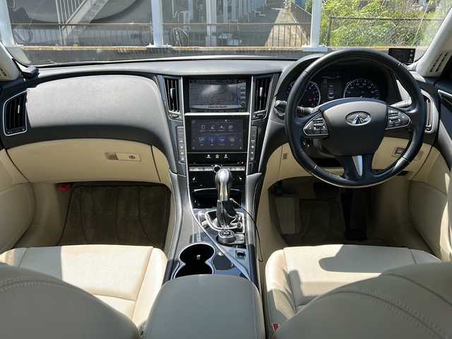 日産 スカイライン ハイブリッド 350GT Type P 茨城県 2014(平26)年 3.8万km クリスタルホワイトパール 純正SDナビ/フルセグTV/Bluetooth/USB入力端子/バックカメラ/全方位カメラ/音声付きパーキングアシスト/追従走行付きクルーズコントロール/横滑り防止装置/衝突被害軽減システム/前後コーナーセンサー/レーンキープアシスト/純正ドライブレコーダー/運転席、助手席パワーシート/純正フロアマット/ラジアルタイヤ付き