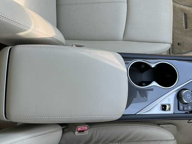 日産 スカイライン ハイブリッド 350GT Type P 茨城県 2014(平26)年 3.8万km クリスタルホワイトパール 純正SDナビ/フルセグTV/Bluetooth/USB入力端子/バックカメラ/全方位カメラ/音声付きパーキングアシスト/追従走行付きクルーズコントロール/横滑り防止装置/衝突被害軽減システム/前後コーナーセンサー/レーンキープアシスト/純正ドライブレコーダー/運転席、助手席パワーシート/純正フロアマット/ラジアルタイヤ付き