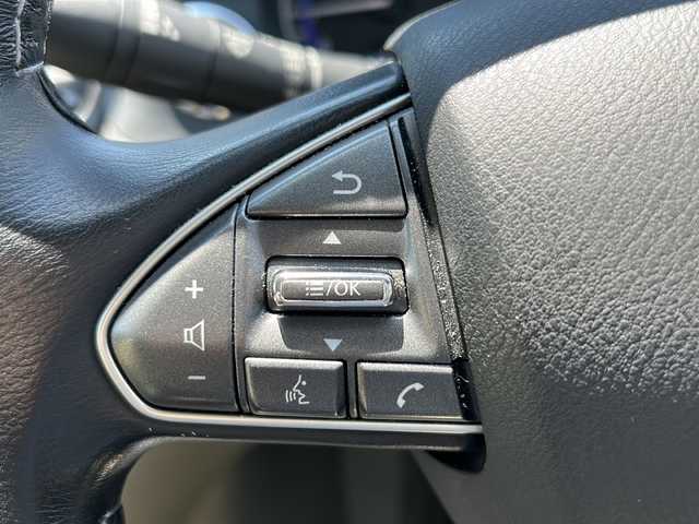 日産 スカイライン ハイブリッド 350GT Type P 茨城県 2014(平26)年 3.8万km クリスタルホワイトパール 純正SDナビ/フルセグTV/Bluetooth/USB入力端子/バックカメラ/全方位カメラ/音声付きパーキングアシスト/追従走行付きクルーズコントロール/横滑り防止装置/衝突被害軽減システム/前後コーナーセンサー/レーンキープアシスト/純正ドライブレコーダー/運転席、助手席パワーシート/純正フロアマット/ラジアルタイヤ付き