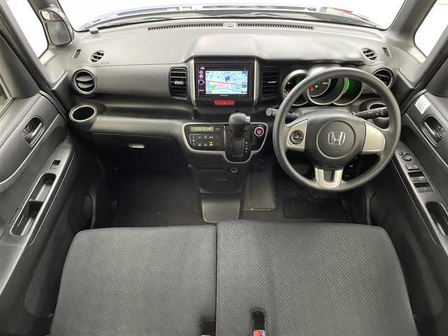 ホンダ Ｎ ＢＯＸ G SSパッケージ 滋賀県 2013(平25)年 6万km クリスタルブラックパール 禁煙車/KENWOODナビ/・ワンセグTV・CD・DVD・USB・AUX/バックカメラ/ETC/両側パワースライドドア/横滑り防止機能/ステアリングスイッチ/オートエアコン/LEDヘッドライト/ヘッドライトレベライザー/電動格納ミラー