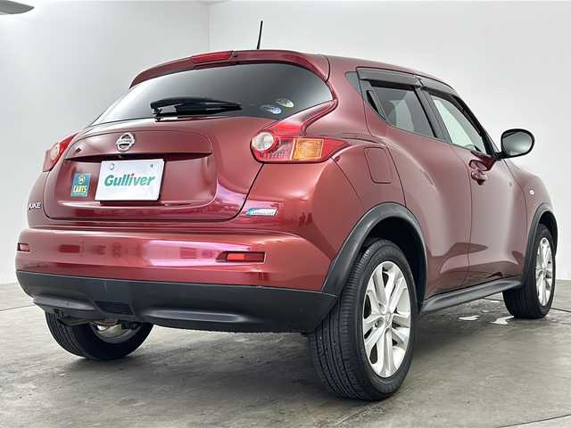 日産 ジューク 15RX 兵庫県 2010(平22)年 7.7万km ラディアントレッド ・純正ナビ&TVBT&CD&DVD&MSV/・ビルトインETC/・HIDオートライト/・純正17インチアルミホイール/・純正フロアマット/・ドアバイザー/・スマートキー/・プッシュスタート/・電動格納ミラー/・保証書/・取扱説明書