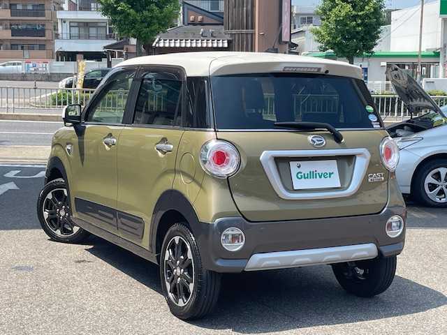 ダイハツ キャスト アクティバ GターボプライムコレSAⅢ 愛知県 2018(平30)年 1.7万km オフビートカーキM /ワンオーナー車/禁煙車//純正メモリナビ【NSZP-X68D】//フルセグTV・Bluetooth・CD・DVD・AM・FM・SD・USB・HDMI//バックカメラ・ETC//ドライブレコーダー(ナビ連動)//LEDヘッドライト//オートライト//オートハイビーム//純正15インチアルミホイール//スマートアシストIII//衝突回避支援ブレーキ//車線逸脱警報//先行車発進お知らせ//衝突警報//誤発進抑制//誤後進抑制//横滑り防止//トラクションコントロール//アイドリングストップ//衝突安全ボディ”TAF”//自動格納ミラー//フロントフォグランプ//プッシュスタート//合皮+ファブリックシート//前席ベンチシート//本革巻きステアリング//ステアリングスイッチ//PWRモード走行//アクセサリーソケット(DC12V 120W)//純正フロアマット//純正バイザー//イモビライザー//スペアキー1本//新車保証書/取扱説明書//ナビ説明書