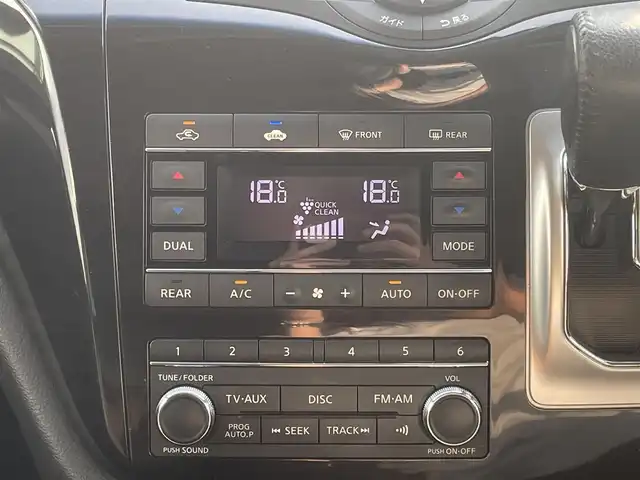 日産 エルグランド 250ハイウェイスター 愛媛県 2015(平27)年 6.4万km ファントムブラック 純正ナビ（Bluetooth/CD/DVD/AUX/フルセグTV)/リアエンターテインメント/バックカメラ/ビルドインETC/前方ドライブレコーダー/両側パワースライドドア/ハーフレザーシート/オットマン/100V充電/クルーズコントロール/純正18インチアルミホイール/純正フロアマット/純正ドアバイザー/LEDヘッドライト/フォグランプ/ABS/横滑り防止装置