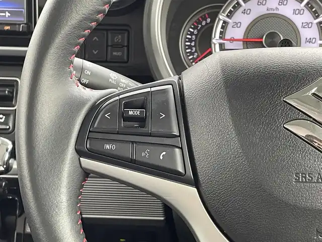 スズキ スペーシア カスタム HYBRID XS 福井県 2017(平29)年 4.7万km ピュアホワイトP 純正8インチSDナビ 　型式：CN-RZ83/（FM/AM/BT/CD/DVD/Ipod/SD)/4WD　/全方位カメラ  /シートヒーター /両側パワースライドドア /スペアキー /純正アルミホイール /フロントフォグ /前後コーナーセンサー /LEDヘッドライト /ABS/横滑り防止装置/レーンキープアシスト/オートライト/プリクラッシュセーフティ
