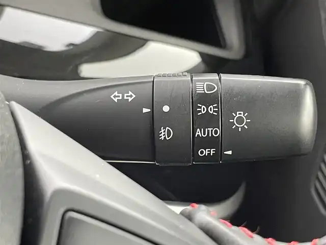 スズキ スペーシア カスタム HYBRID XS 福井県 2017(平29)年 4.7万km ピュアホワイトP 純正8インチSDナビ 　型式：CN-RZ83/（FM/AM/BT/CD/DVD/Ipod/SD)/4WD　/全方位カメラ  /シートヒーター /両側パワースライドドア /スペアキー /純正アルミホイール /フロントフォグ /前後コーナーセンサー /LEDヘッドライト /ABS/横滑り防止装置/レーンキープアシスト/オートライト/プリクラッシュセーフティ