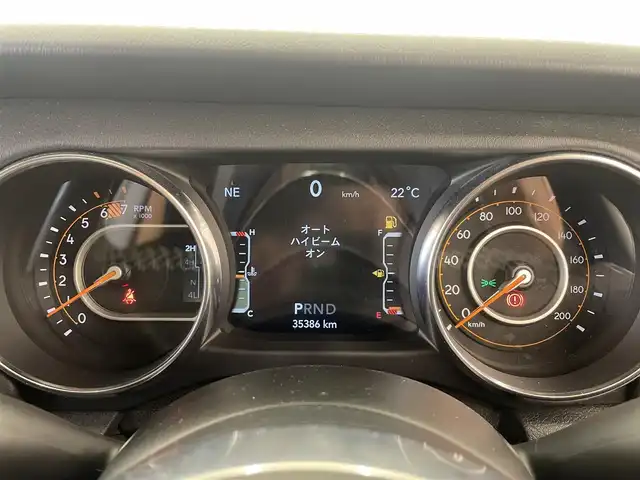 クライスラー・ジープ ラングラー アンリミテッド サハラ 岡山県 2020(令2)年 3.6万km ブライトホワイトクリアコート アダプティブクルーズコントロール/ブラインドスポットモニター/リアクロスパスディテクション/自動ブレーキ/パークアシスト/ブラックレザーシート/シートヒーター/ステアリングヒーター/純正ナビ/フルセグTV/アルパイン製９スピーカー/ＬＥＤヘッドライト/ＬＥＤフロントフォグ/オートライト/ＡｐｐｌｅＣａｒＰｌａｙ/Bluetooth/ＥＴＣ/社外サイドステップ