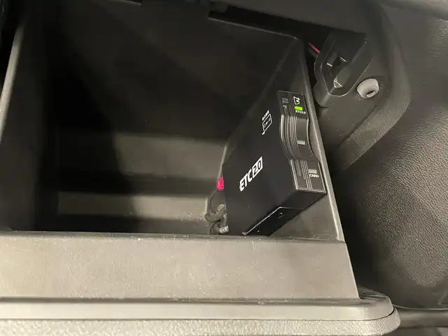 クライスラー・ジープ ラングラー アンリミテッド サハラ 岡山県 2020(令2)年 3.6万km ブライトホワイトクリアコート アダプティブクルーズコントロール/ブラインドスポットモニター/リアクロスパスディテクション/自動ブレーキ/パークアシスト/ブラックレザーシート/シートヒーター/ステアリングヒーター/純正ナビ/フルセグTV/アルパイン製９スピーカー/ＬＥＤヘッドライト/ＬＥＤフロントフォグ/オートライト/ＡｐｐｌｅＣａｒＰｌａｙ/Bluetooth/ＥＴＣ/社外サイドステップ