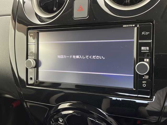 日産 ノート e－パワー X 栃木県 2017(平29)年 1.9万km ギャラクシーゴールド 純正ナビ （MM317D-W）/　フルセグTV/DVD/Bluetooth/デジタルインナーミラー/インテリジェントエマージェンシーブレーキ/レーダークルーズコントロール/全周囲カメラ/コーナーセンサー/ドライブレコーダー/AUTOライト/ETC