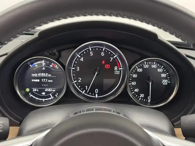 マツダ ロードスター S レザーパッケージ Vセレクション 三重県 2024(令6)年 0.5万km ディープクリスタルブルーマイカ プレミアムガソリン/FR/6F/純正 8.8インチナビ/（FM/AM/Bluetooth/USB/Amazon Alexa/CarPlay/AndroidAuto/TV）/バックカメラ/BOSEサウンドシステム（9スピーカー/AUDIOPILOT2）/ドライブレコーダー 前方/ビルトイン ETC（助手席シート背面）/i-ACTIVSENSE/運転支援/・標識連動車速設定（レーダークルコン連動対応）/・交通標識認識システム/・速度標識警報/・マツダレーダークルーズコントロール（MRCC）/リスク警報/・後側方車両接近検知（RCTA）/・車線逸脱警報（LDWS）/・ブラインドスポットモニタリング（BSM）/・降車時警告/事故回避支援/・ディスタンス＆スピードアラート/・スマートブレーキサポート（前進・後進）/ドライバーアテンションアラート/・疲労・注意力低下警報/装備/・ナッパレザーシート（色：スポーツタン）/・シートヒーター（D/N）/・オートエアコン/・オートライト/・アダプティブLEDヘッドライト/・オートワイパー/・ステアリングスイッチ/・プッシュスタート/・純正16inAW/・入力用USB type-Cジャックx2/・クロス（布）ルーフ：ベージュ色/など